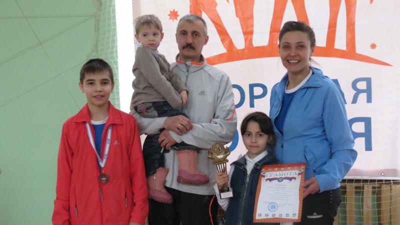 Семья Ахмедовых из Юхнова достойно представила область на конкурсе в Смоленске